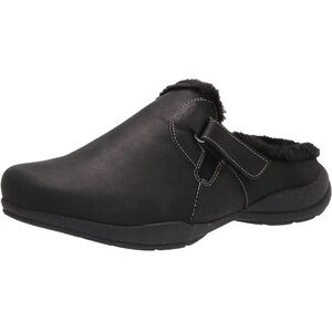 Clarks Women's Roseville Clog!! Sz. 7 New!!